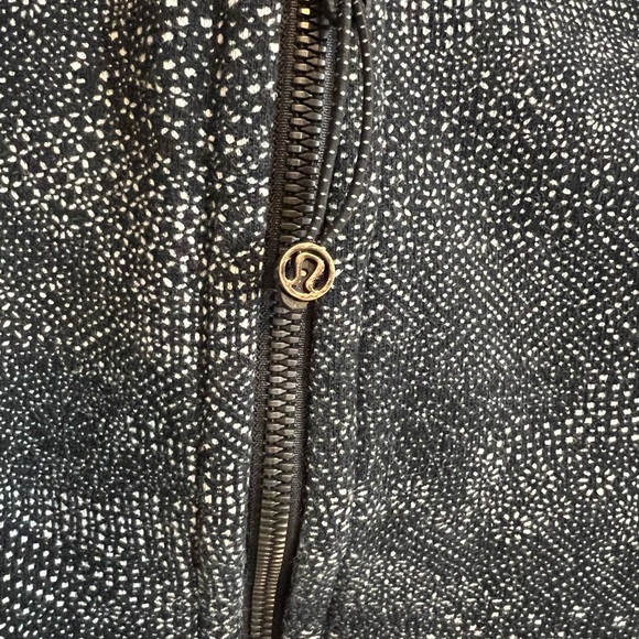 Lululemon Scuba Hoodie Light Cotton Fleece - Picture 4 of 10